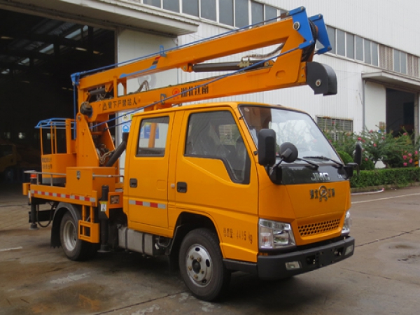 江鈴13.3米雙排高空作業(yè)車(藍(lán)牌新款)